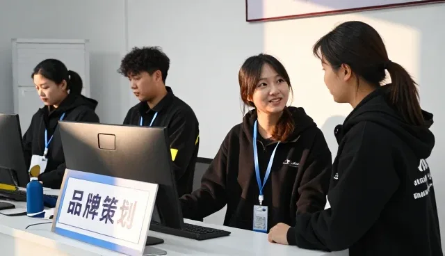 媒介投放等数字化发展与账号代运营应用分析